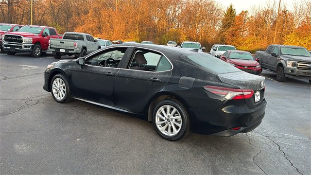 Used 2024 Toyota Camry LE image 8