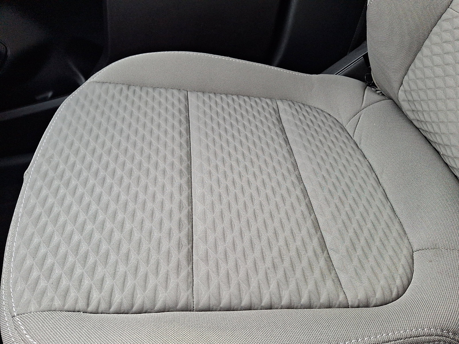 Certified 2022 Ford Escape SE image 26