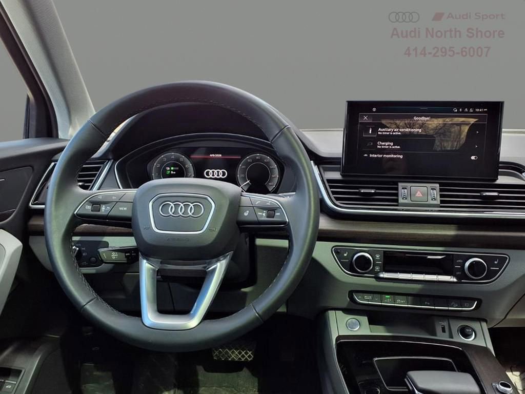 Certified 2025 Audi Q5 e Premium AWD/4WD image 8