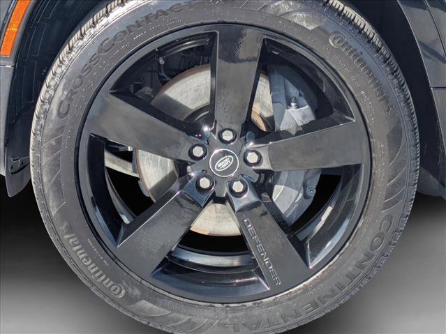 Used 2025 Land Rover Defender 110 X-Dynamic SE image 27