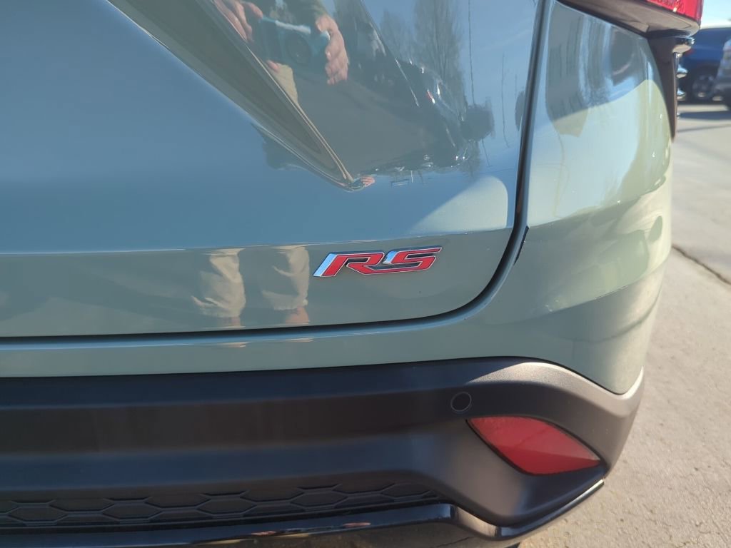 Certified 2024 Chevrolet Trax RS w/ Driver Confidence Package image 9