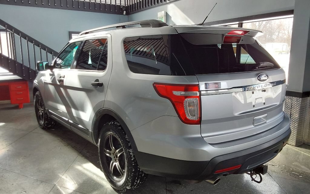 Used 2013 Ford Explorer FWD image 11