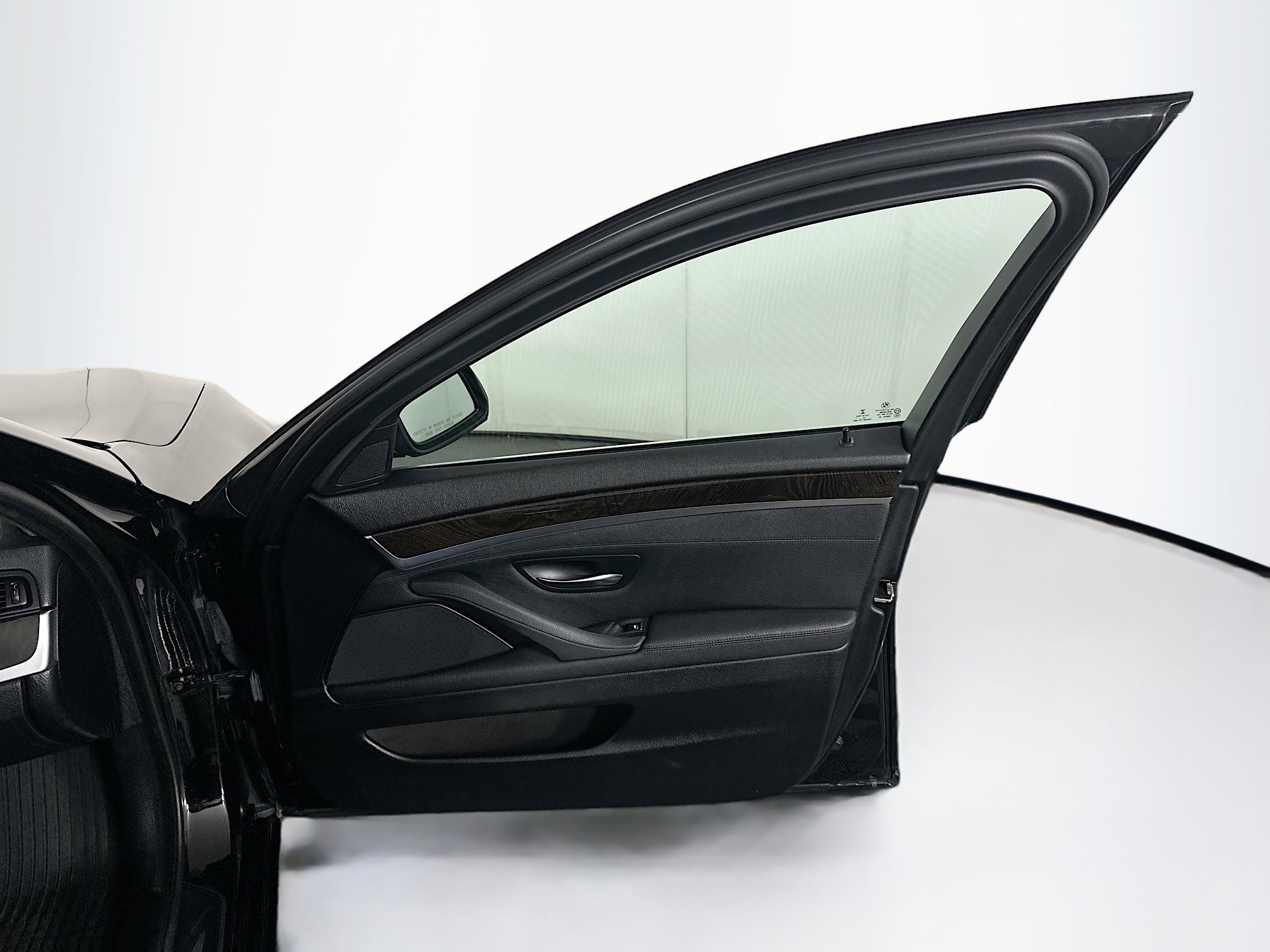 Used 2016 BMW 528i Sedan image 32