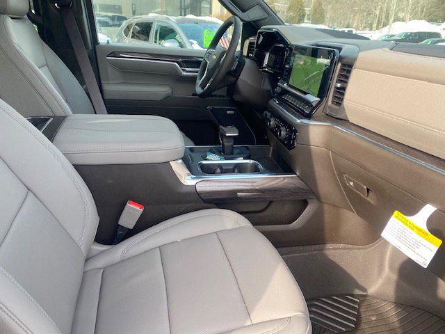 New 2026 Chevrolet Silverado 1500 LTZ w/ LTZ Premium Package image 10