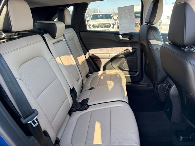 Used 2022 Ford Escape SEL image 13
