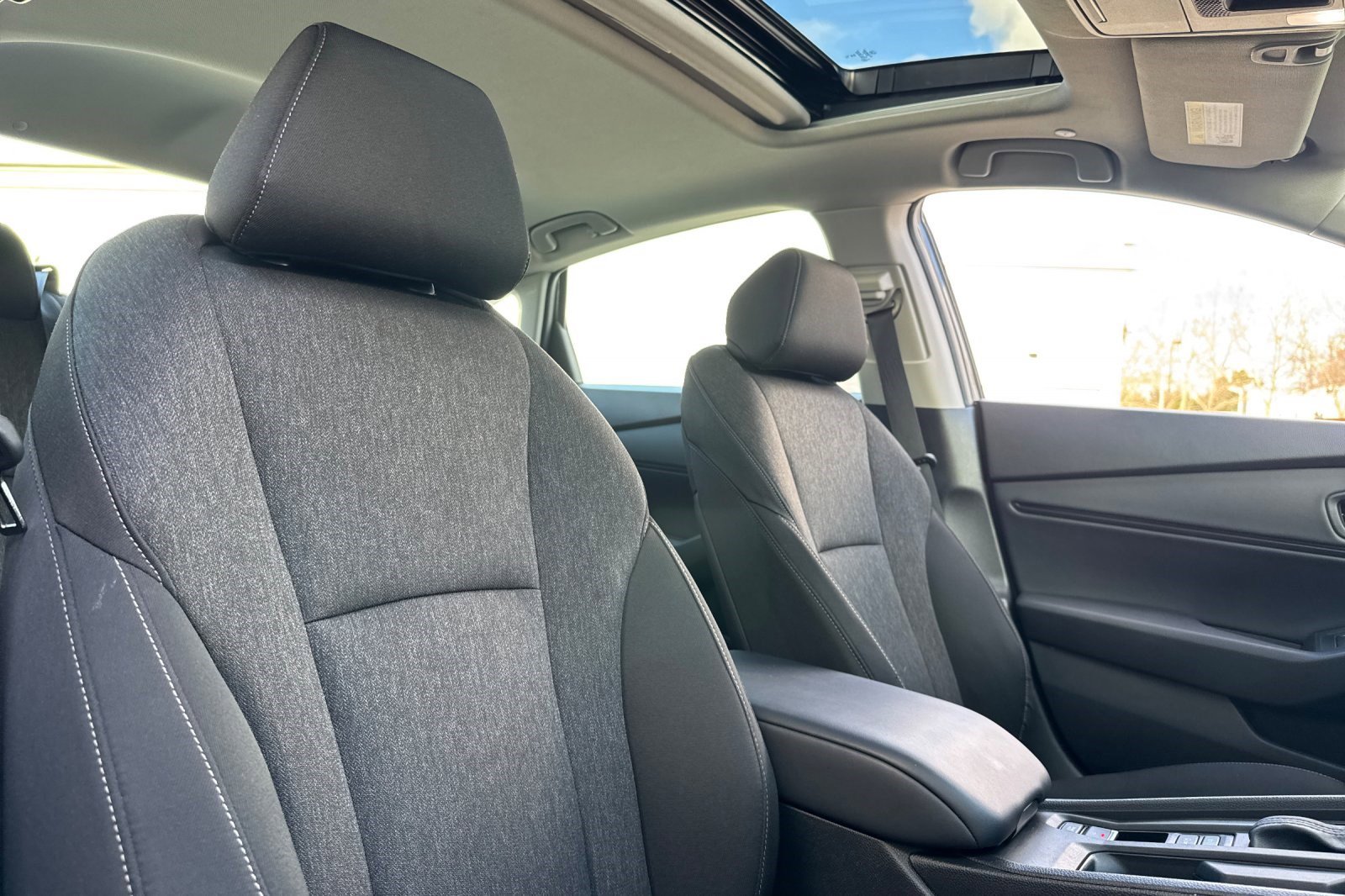 Used 2025 Honda Accord SE image 30