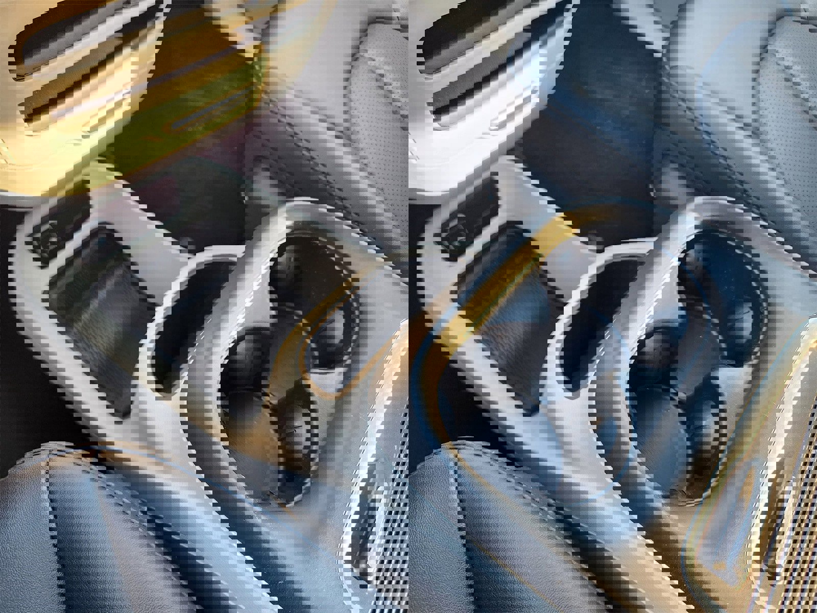 Certified 2024 Chrysler Pacifica Touring-L image 28