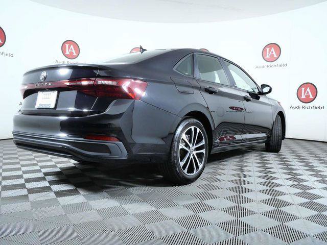 Used 2026 Volkswagen Jetta Sport FWD image 8