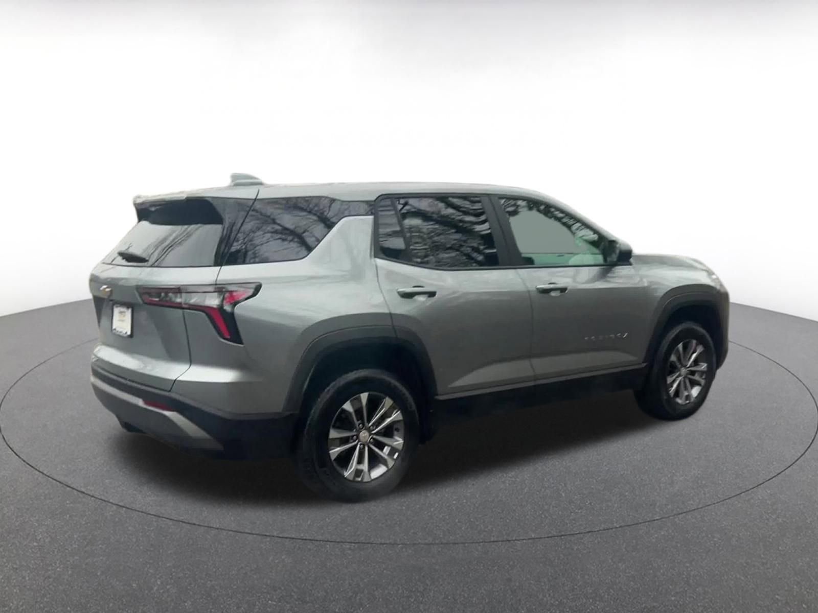 Used 2025 Chevrolet Equinox LT image 15