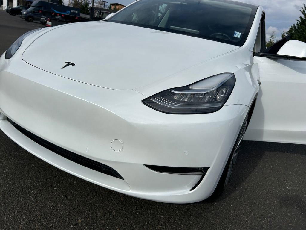 Used 2021 Tesla Model Y Long Range AWD/4WD image 36