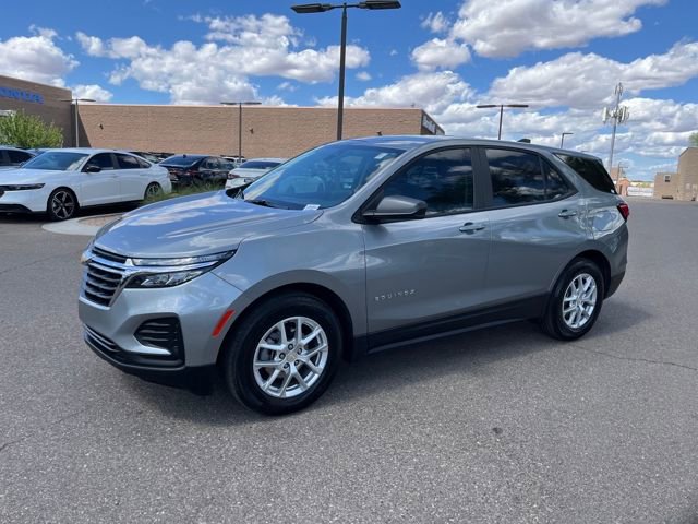 Used 2023 Chevrolet Equinox LS w/ LS Convenience Package image 1