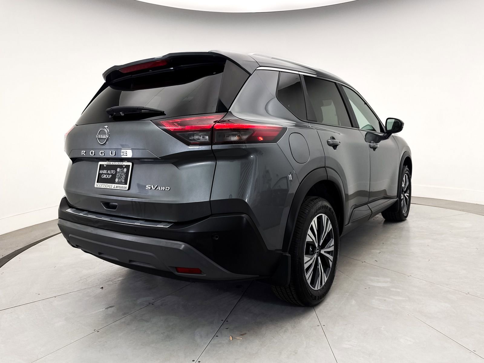 Used 2023 Nissan Rogue SV w/ SV Premium B Package AWD/4WD image 14