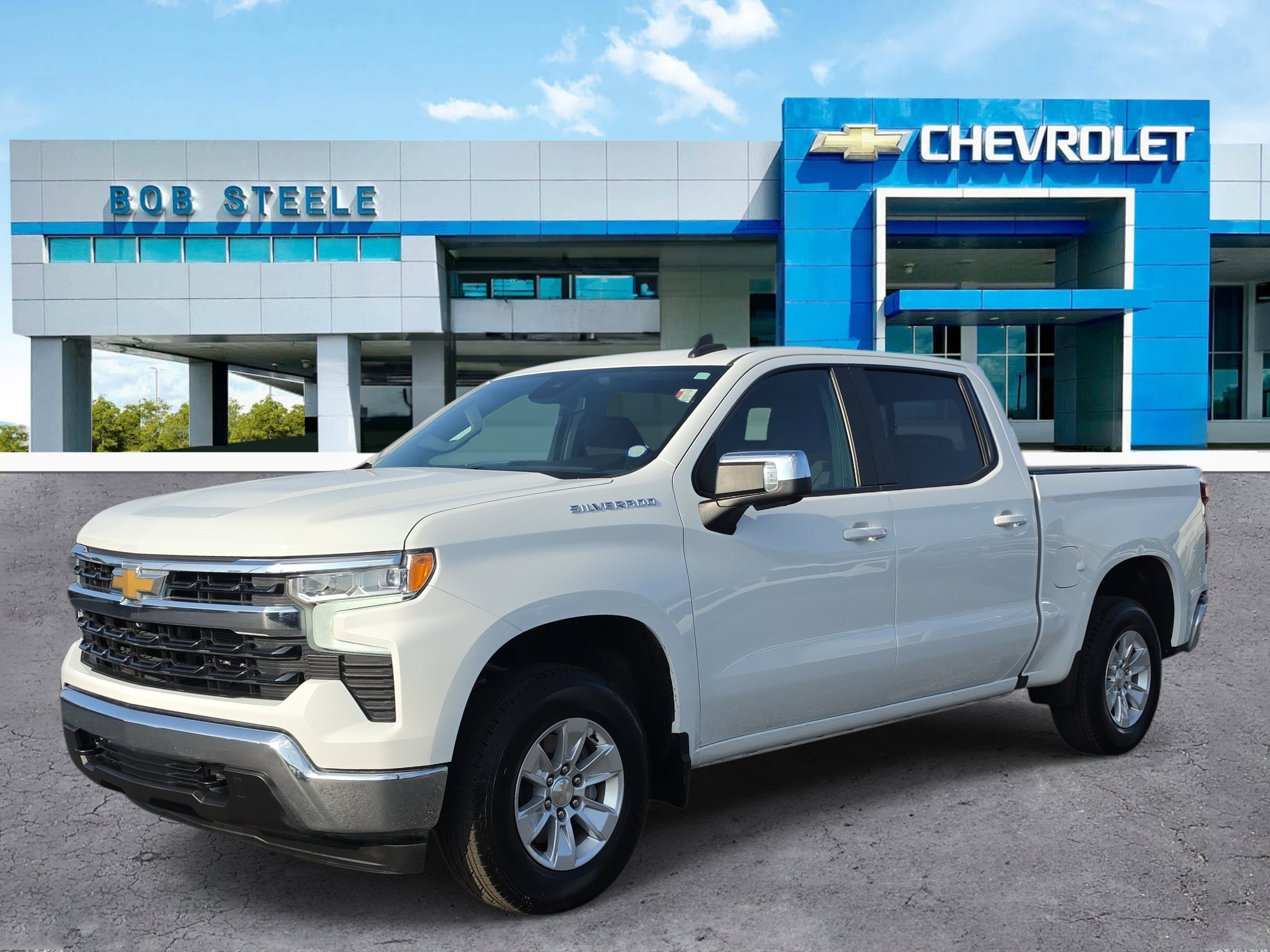 Used 2023 Chevrolet Silverado 1500 LT w/ Safety Package RWD image 2