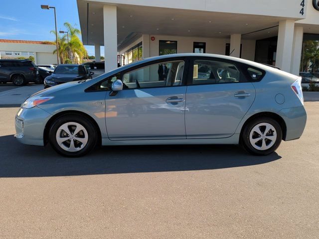 Used 2015 Toyota Prius Four FWD image 8