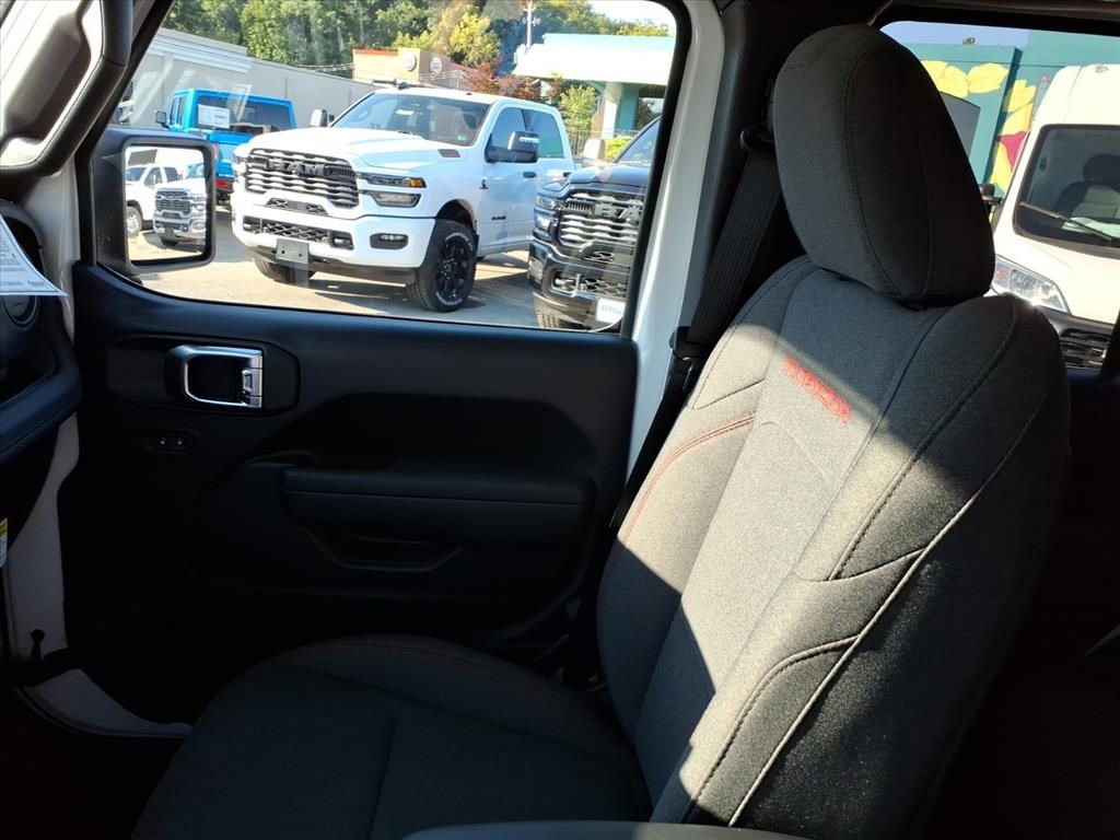New 2025 Jeep Wrangler Rubicon image 20