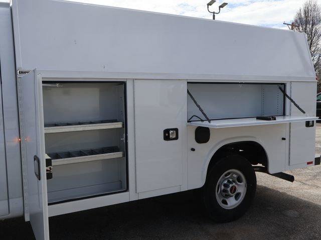 New 2025 GMC Savana 3500 w/ Power Convenience Package RWD image 9