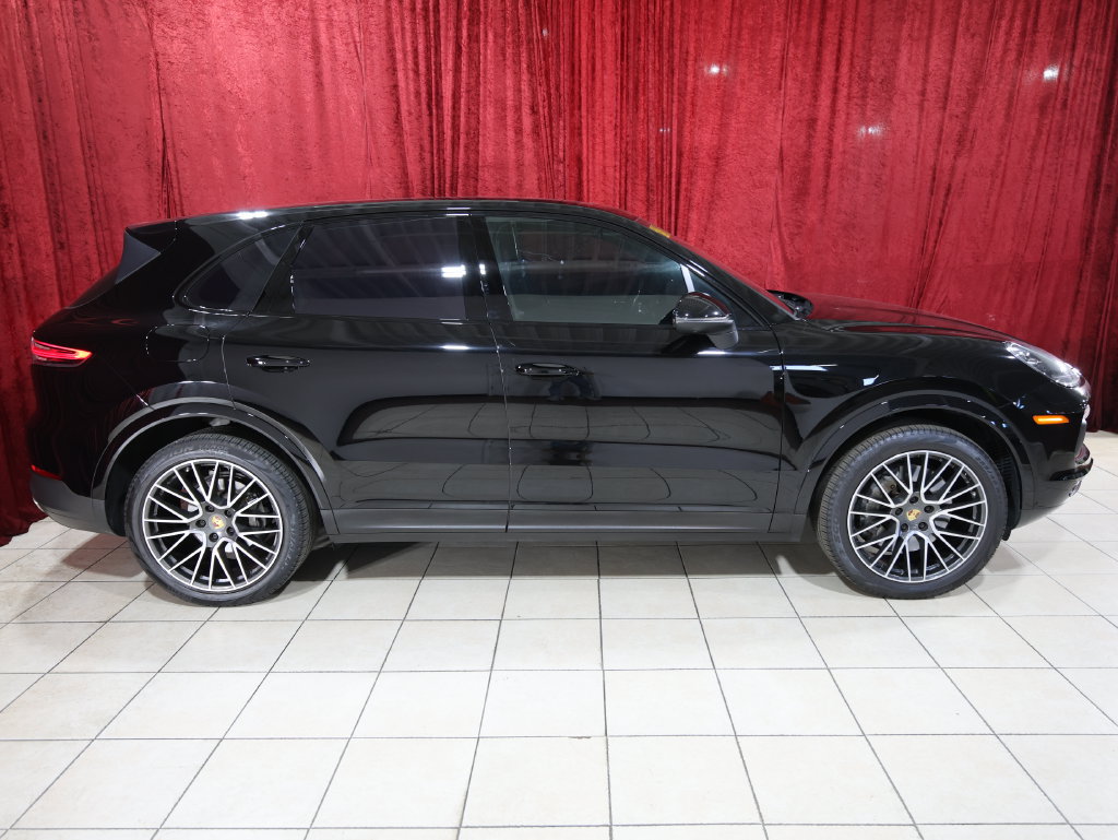 Used 2019 Porsche Cayenne S AWD/4WD image 7