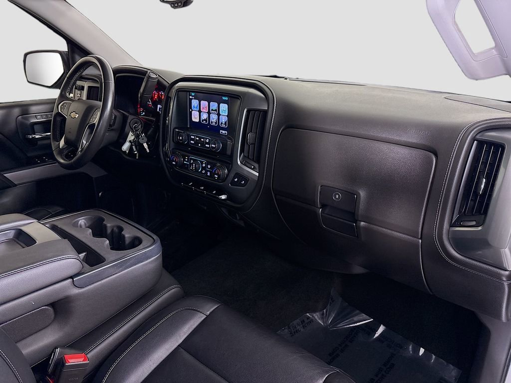 Used 2018 Chevrolet Silverado 1500 LTZ Z71 w/ Redline Edition AWD/4WD image 29