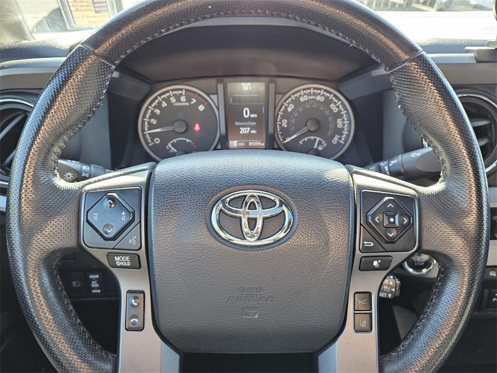 Used 2020 Toyota Tacoma TRD Off-Road image 21