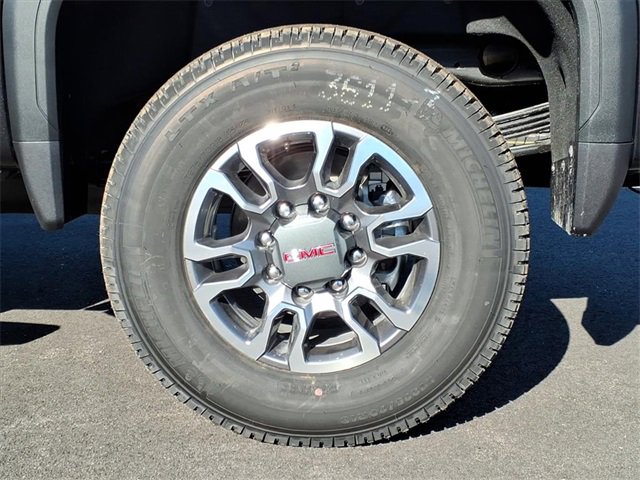 New 2026 GMC Sierra 2500 SLT w/ SLT Convenience Package image 9