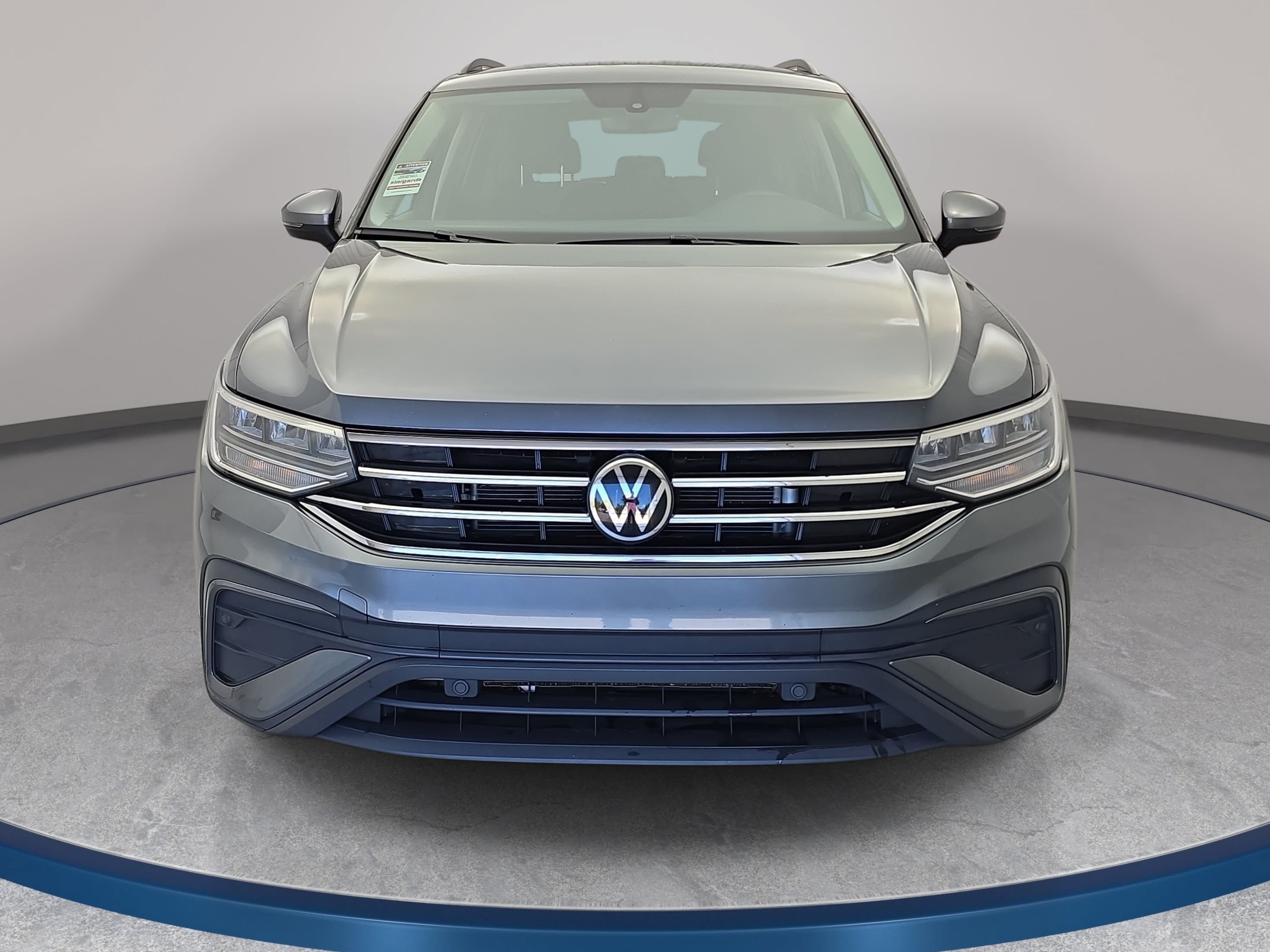 Used 2023 Volkswagen Tiguan S FWD image 2