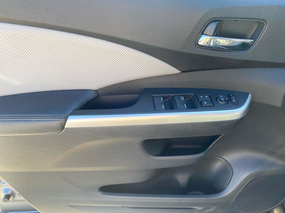 Used 2015 Honda CR-V EX-L image 32