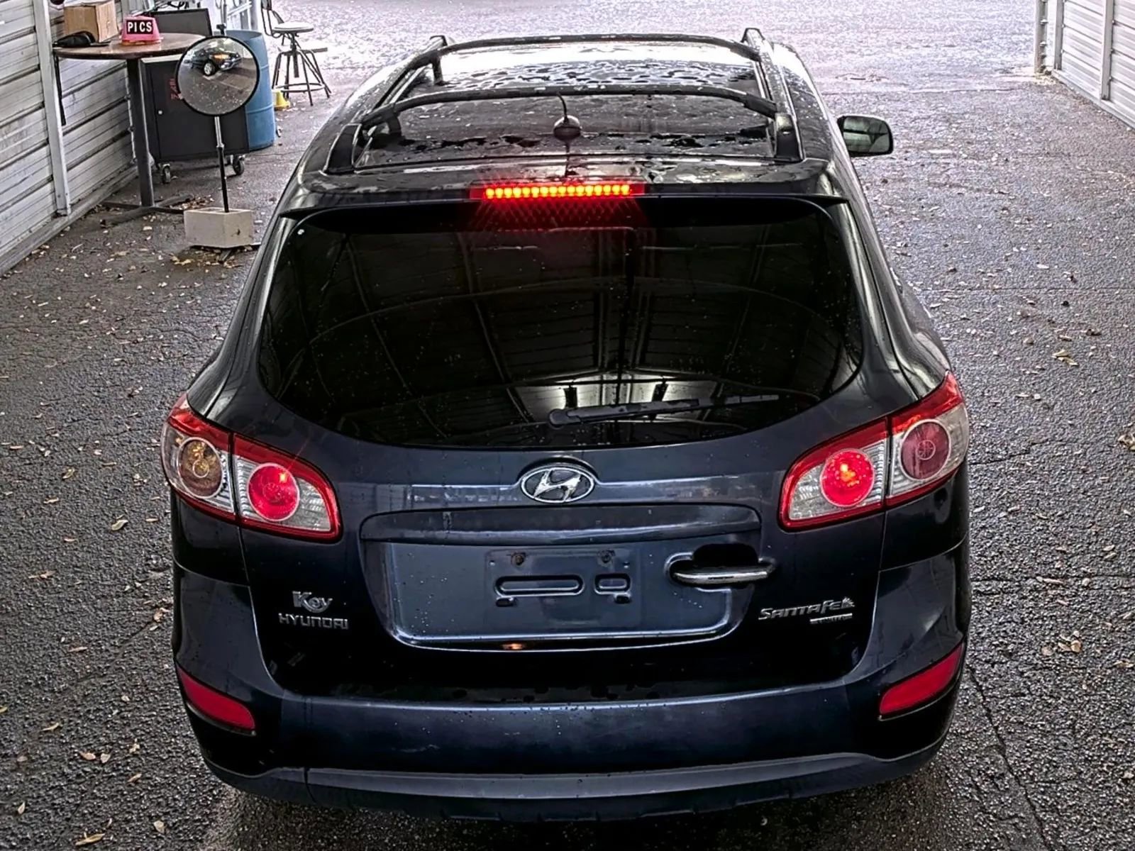 Used 2011 Hyundai Santa Fe Limited image 5