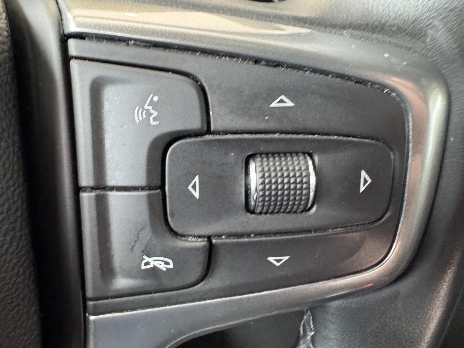 Used 2023 Chevrolet Silverado 1500 LT w/ Protection Package AWD/4WD image 14