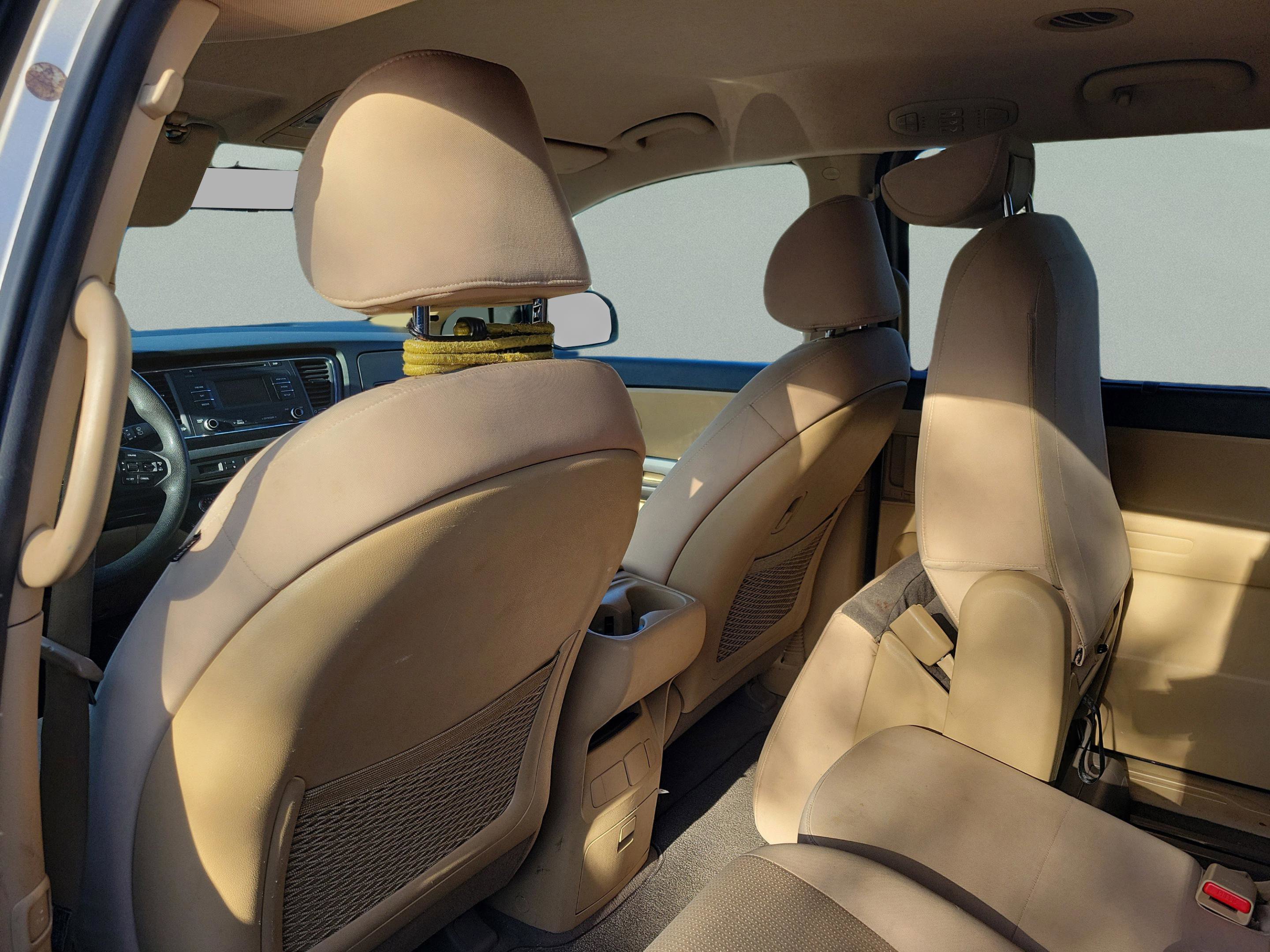 Used 2016 Kia Sedona LX w/ LX Convenience Package image 11