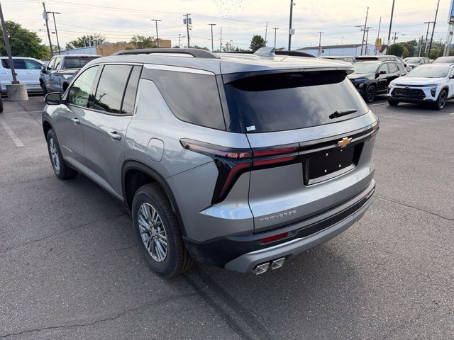 New 2027 Chevrolet Traverse LT w/ Driver Confidence Package FWD image 9