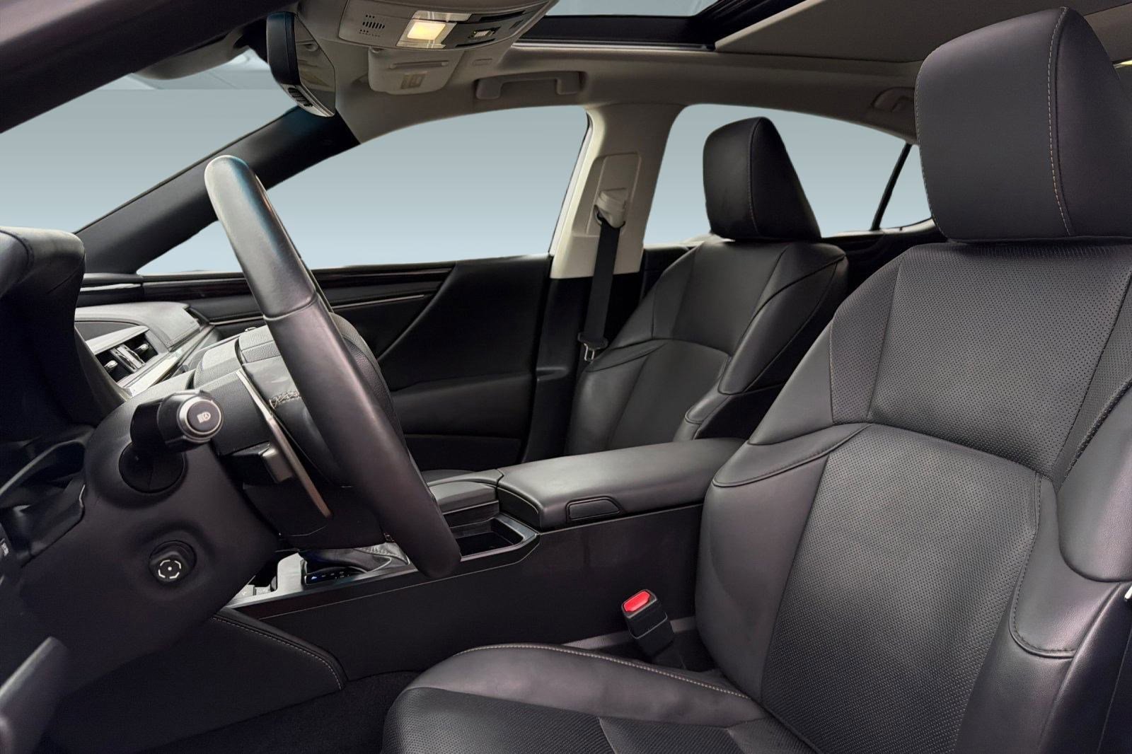 Used 2021 Lexus ES 350 w/ Premium Package image 21