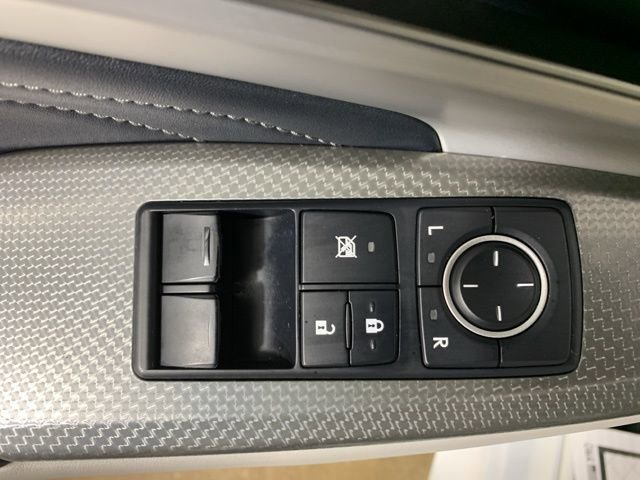 Used 2015 Lexus RC 350 AWD w/ Navigation System Package image 18