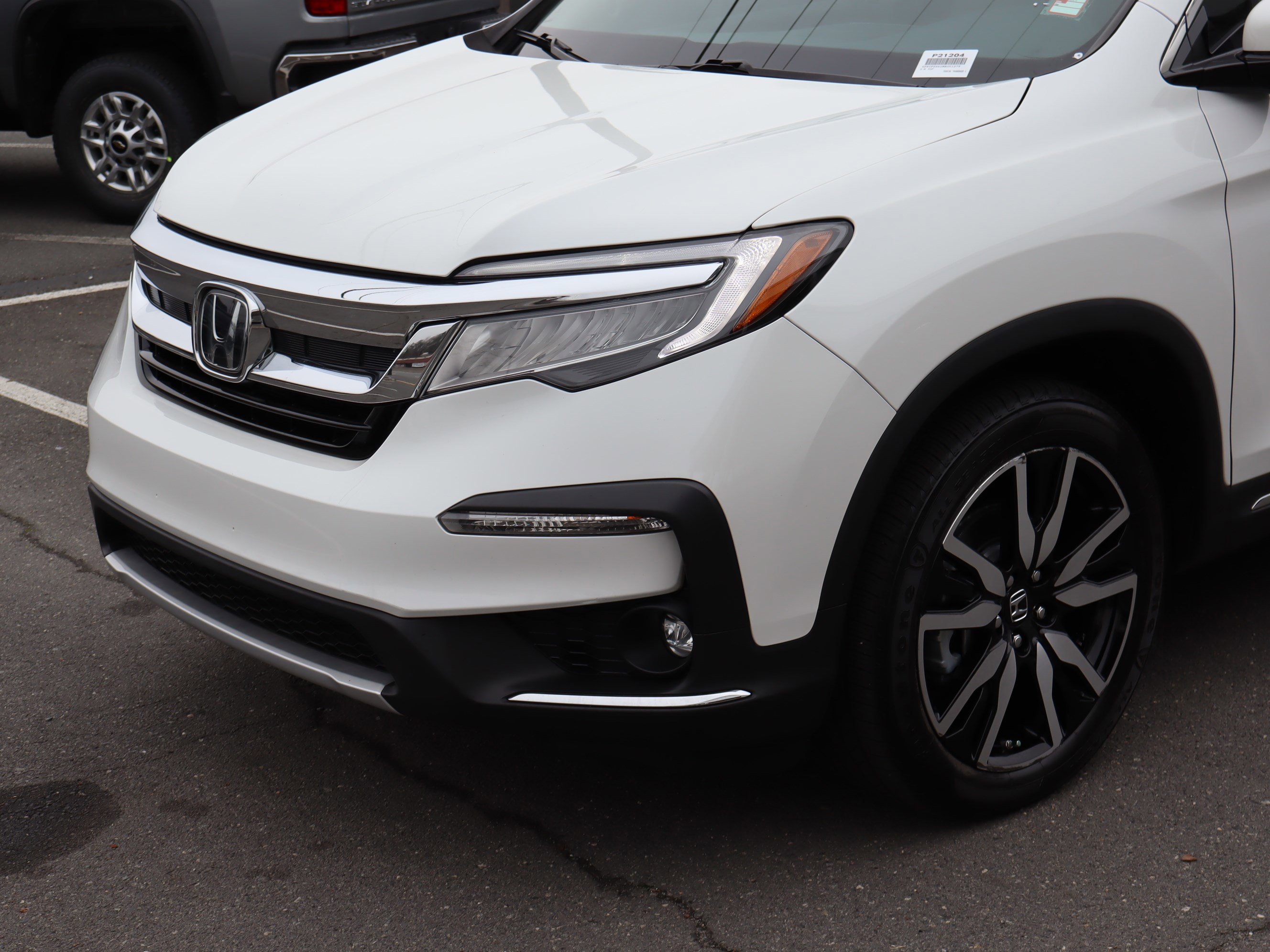 Used 2021 Honda Pilot Touring image 6