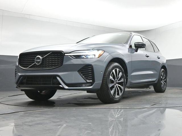 Used 2024 Volvo XC60 B5 Plus w/ Protection Package Premier AWD/4WD image 36