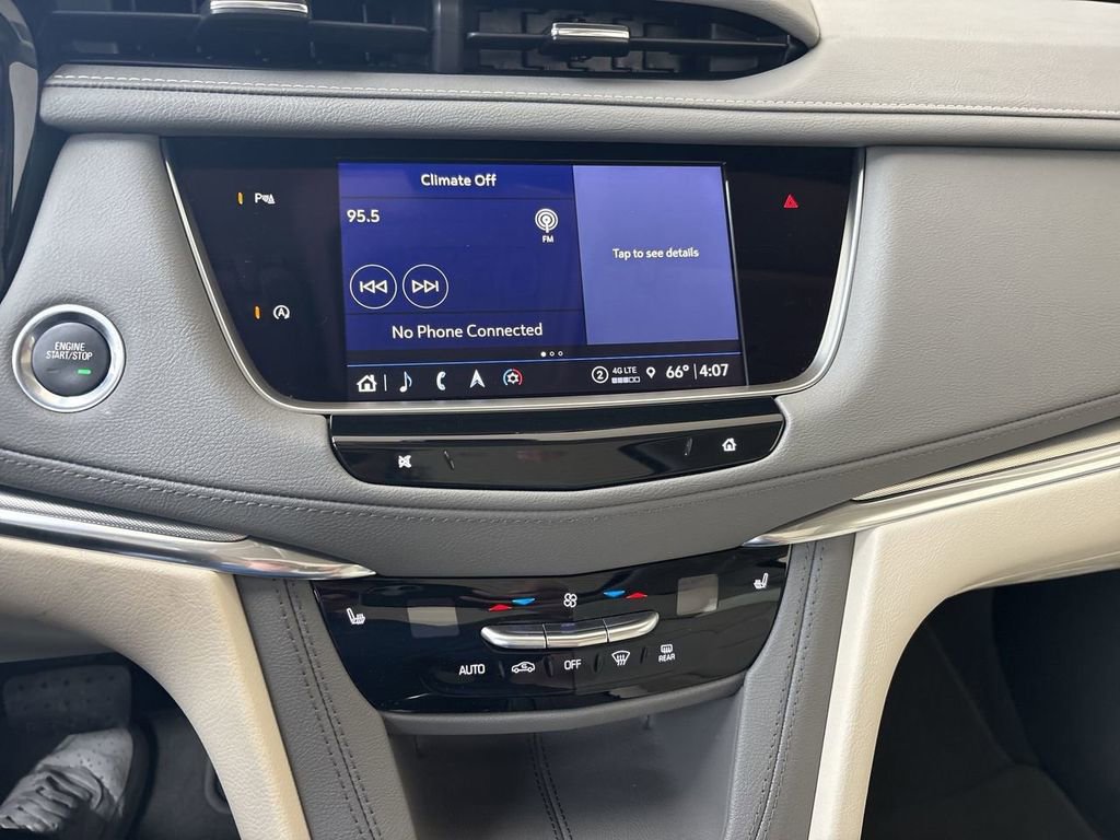 Certified 2022 Cadillac XT5 Premium Luxury image 13