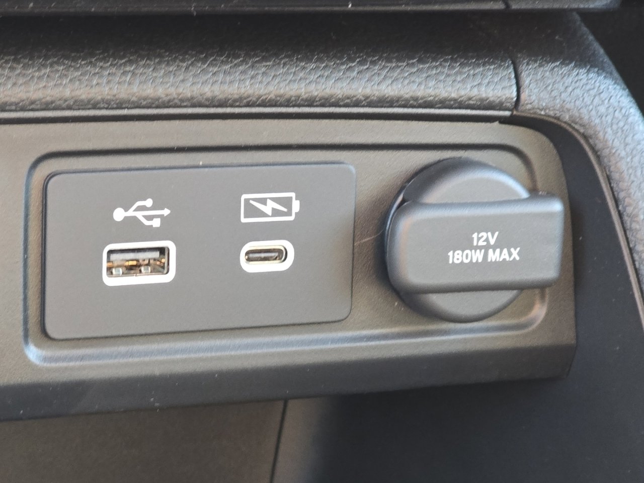 New 2025 Honda Pilot Touring image 10