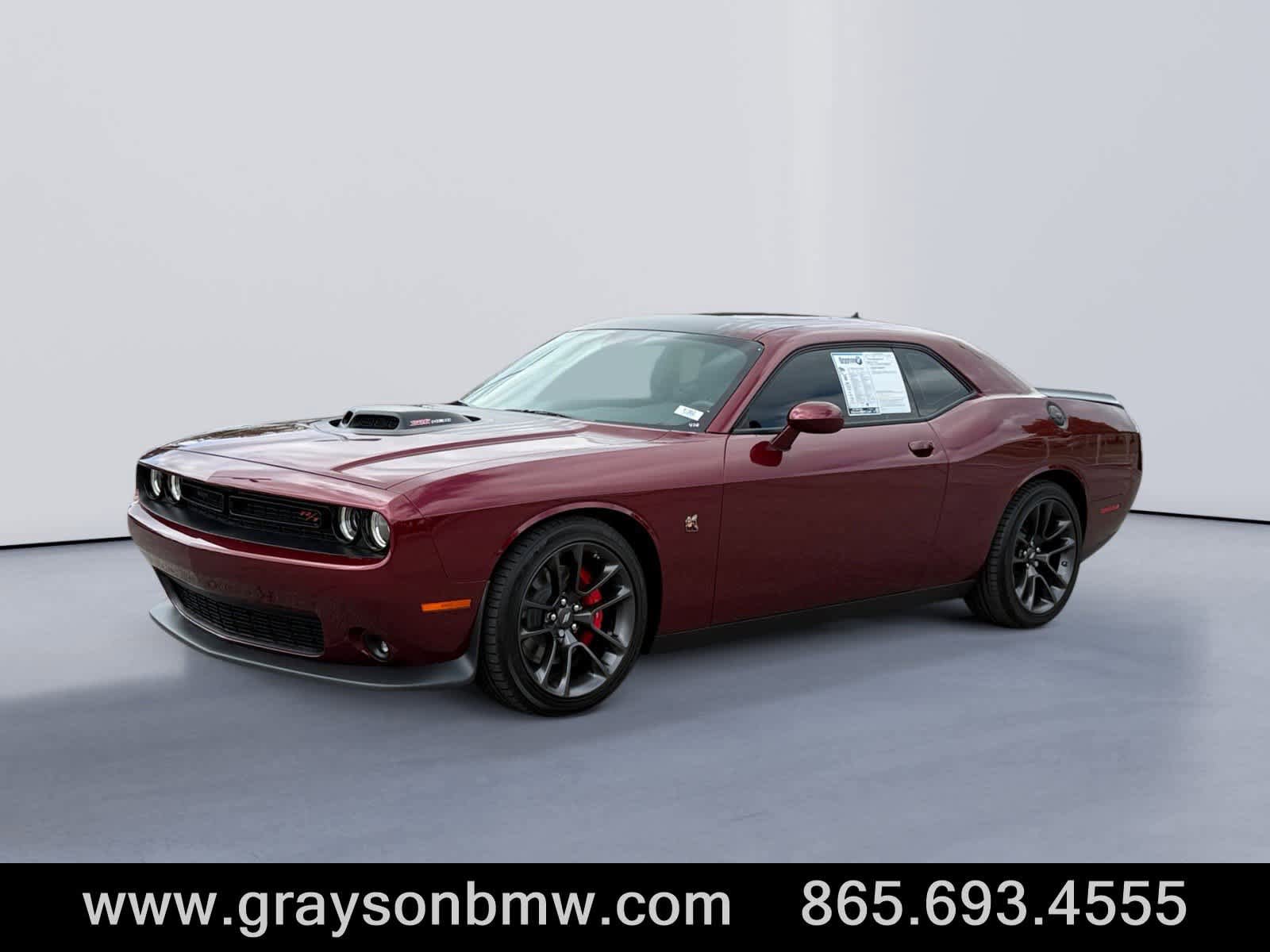 Used 2022 Dodge Challenger R/T Scat Pack w/ Shaker Package RWD image 7