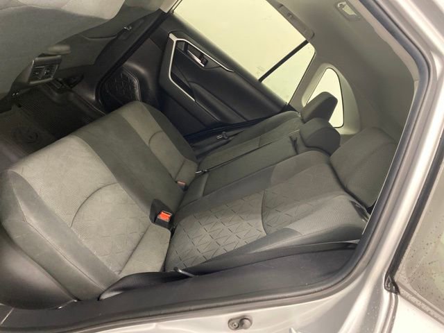 Used 2020 Toyota RAV4 XLE w/ Convenience Package image 28