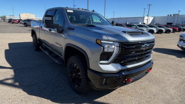 New 2026 Chevrolet Silverado 2500 LTZ w/ Trail Boss Package AWD/4WD image 4