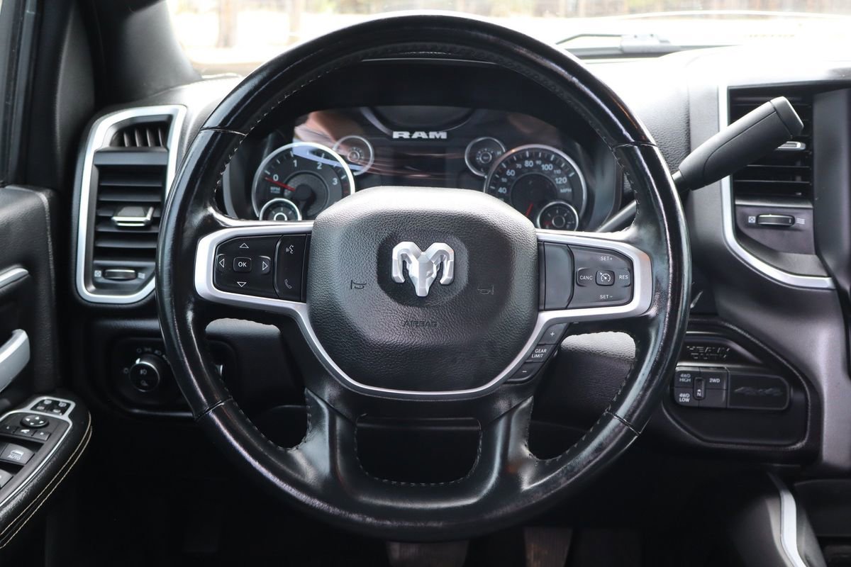 Used 2023 RAM 3500 Big Horn w/ Night Edition AWD/4WD image 18