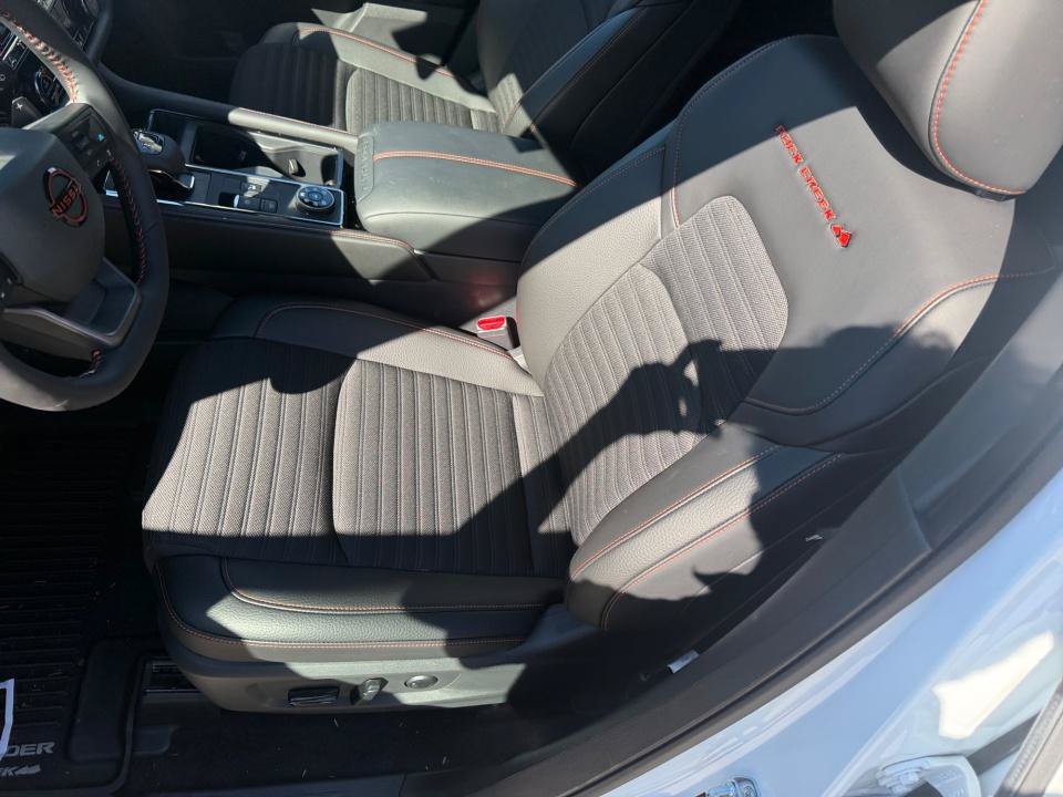 New 2026 Nissan Pathfinder Rock Creek AWD/4WD image 30