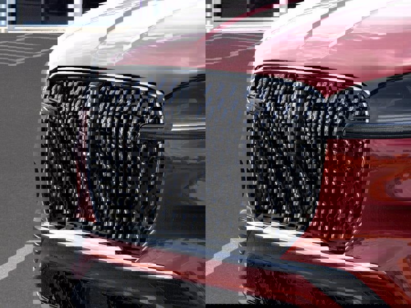 New 2025 Lincoln Aviator AWD image 17