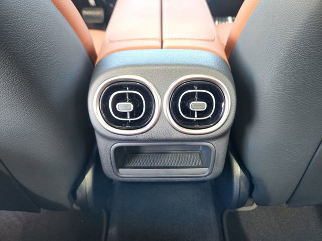 Certified 2026 Mercedes-Benz GLC 300 4MATIC image 13