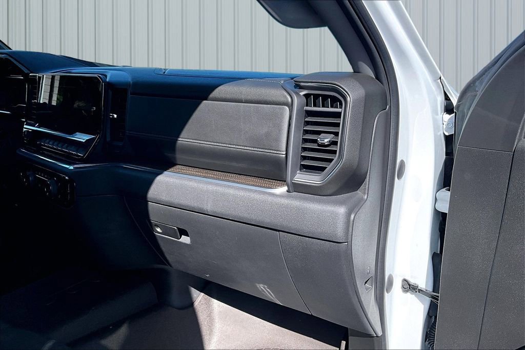 Used 2023 Chevrolet Silverado 1500 RST w/ Z71 Off-Road Package AWD/4WD image 13