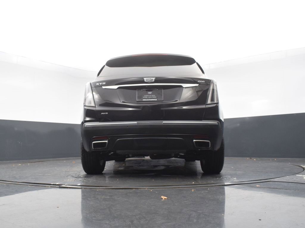 Certified 2024 Cadillac XT5 Sportv w/ LPO, Red Accent Package image 52