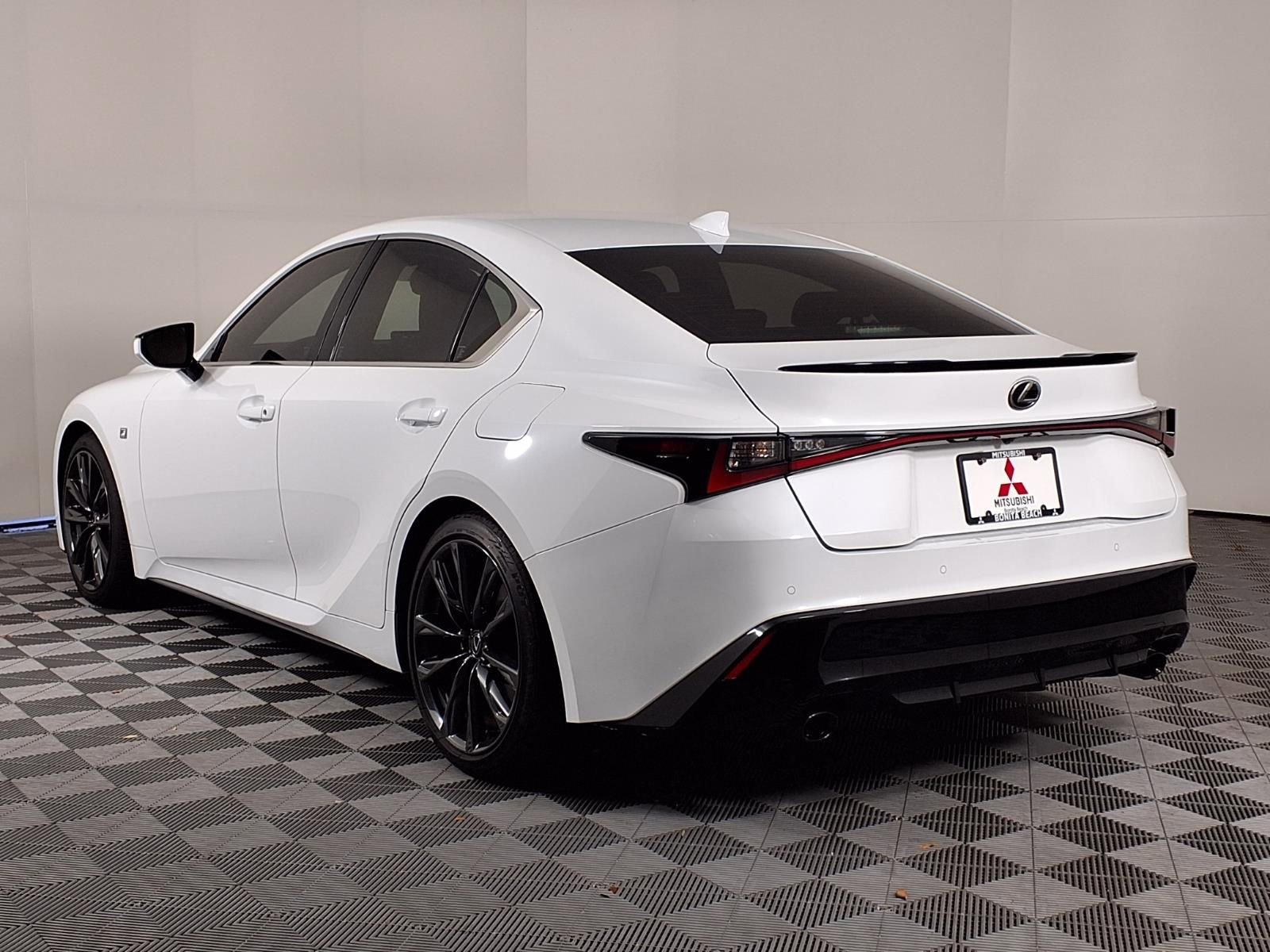 Used 2024 Lexus IS 350 F Sport w/ Memory Package RWD image 5