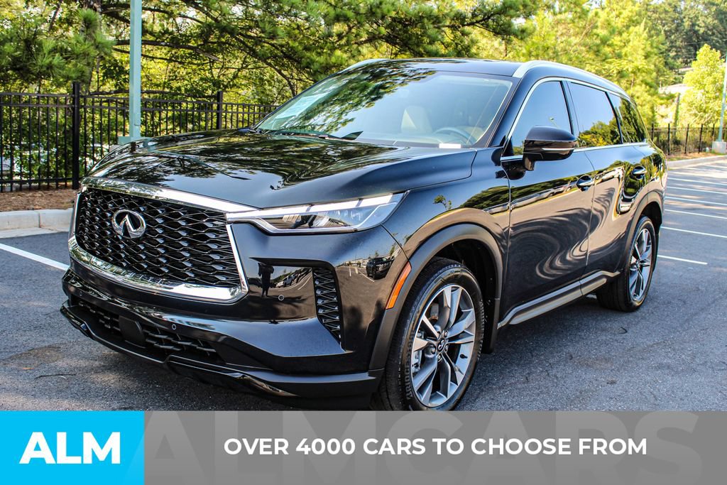 Used 2023 INFINITI QX60 Luxe w/ Performance Audio Package FWD image 2