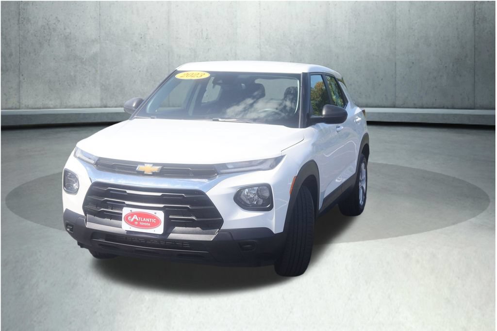 Used 2023 Chevrolet TrailBlazer LS FWD image 16