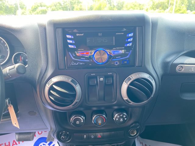 Used 2014 Jeep Wrangler Sport w/ Quick Order Package 24S AWD/4WD image 24