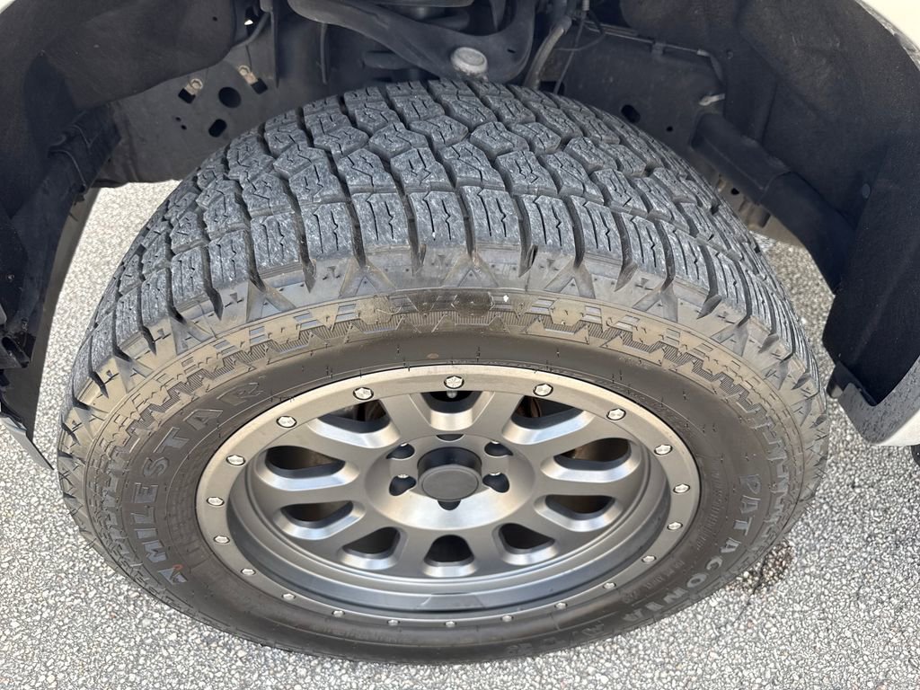 Used 2018 Ford F150 XLT w/ Equipment Group 302A Luxury AWD/4WD image 11